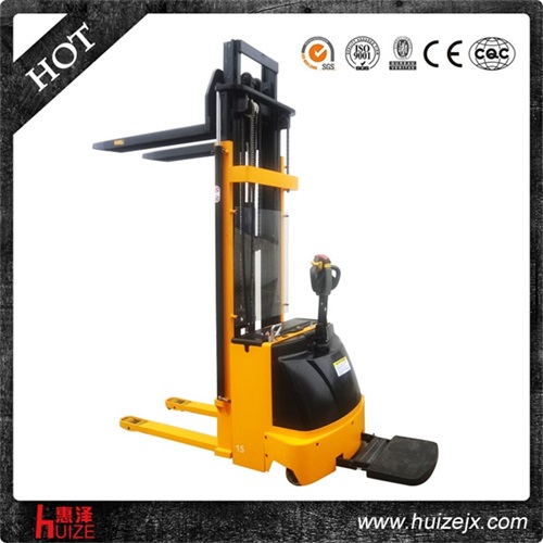 托盤(pán)電動(dòng)堆高車(chē) 托盤(pán)電動(dòng)堆高車(chē)